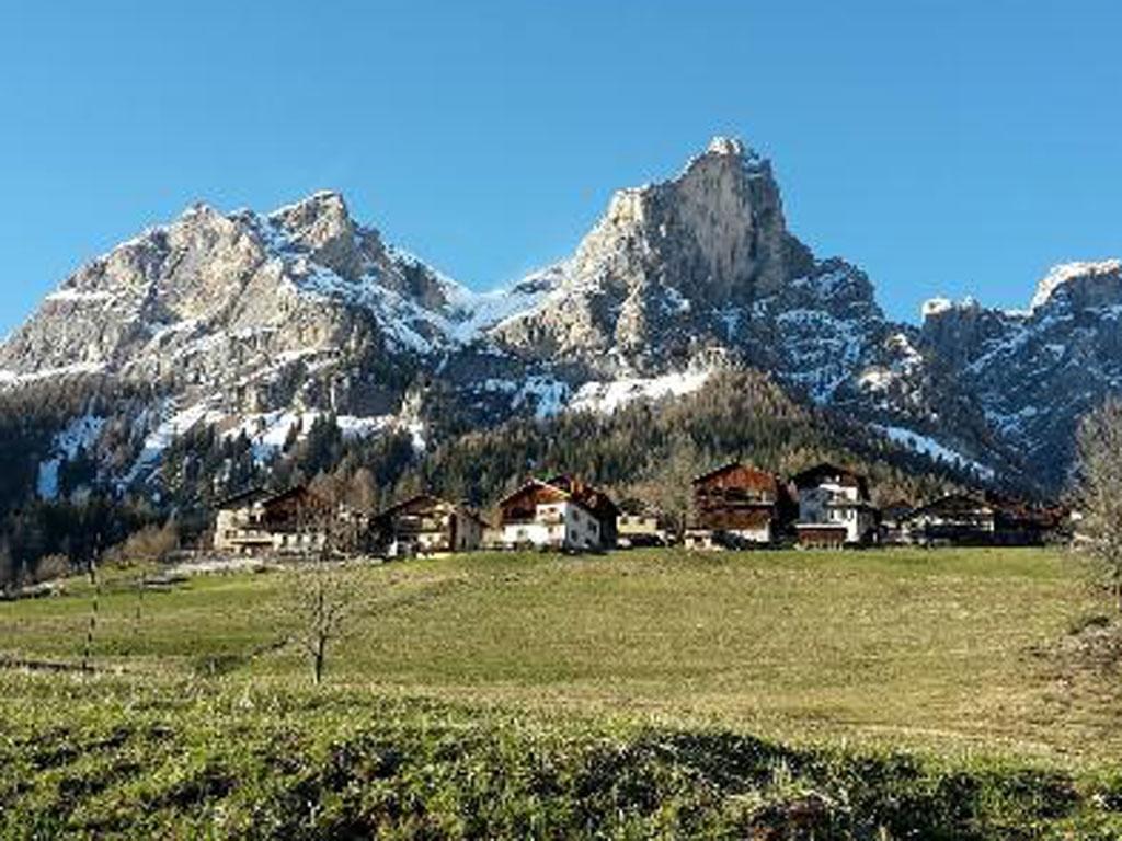 Hôtel Garni La Rondine à Selva di Cadore Extérieur photo