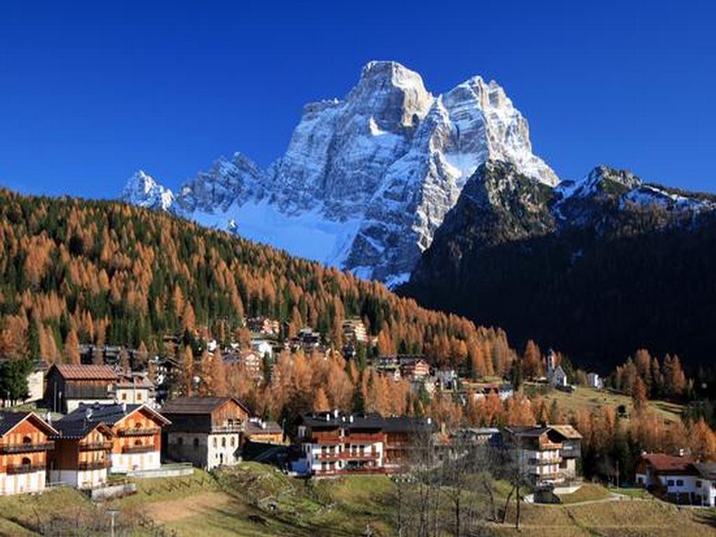 Hôtel Garni La Rondine à Selva di Cadore Extérieur photo